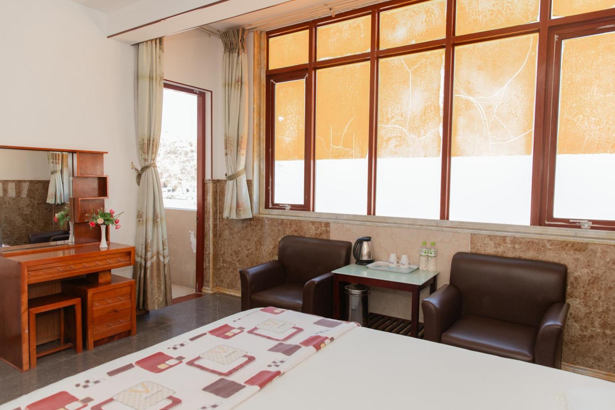 Khach San Son Thinh Hotel Вунгтау Экстерьер фото