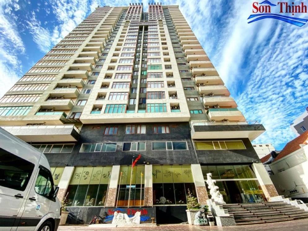 Khach San Son Thinh Hotel Вунгтау Экстерьер фото